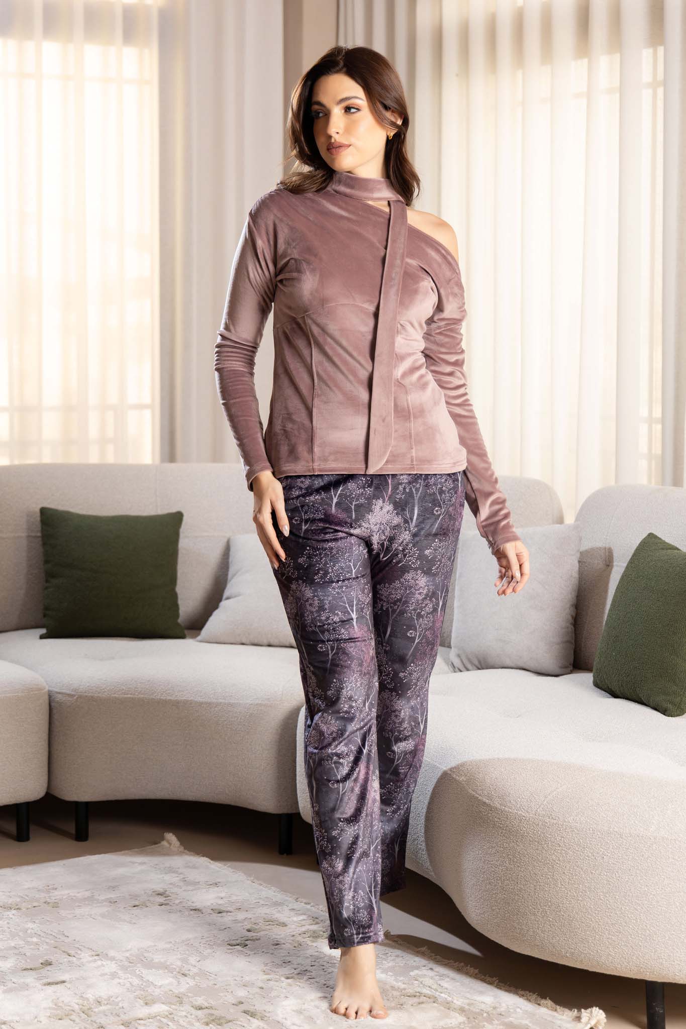 MAUVE