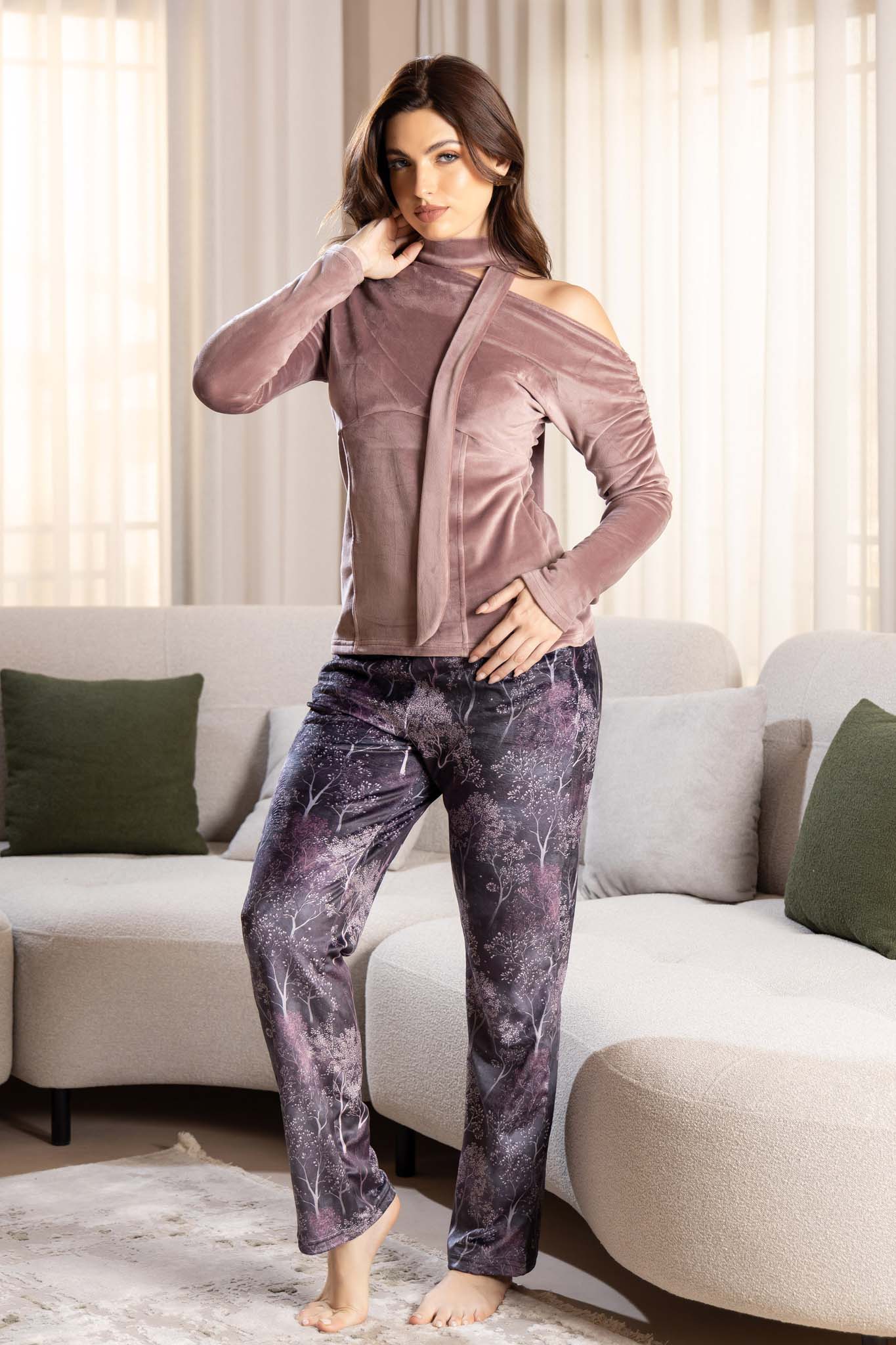 MAUVE