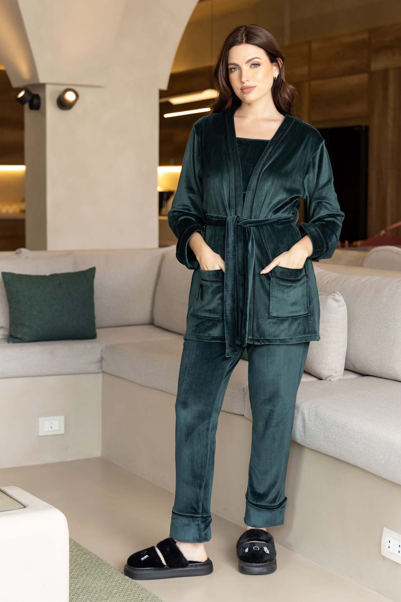 Velvet Chic Loungewear: Soft, Stylish, and Perfectly Relaxed Set.