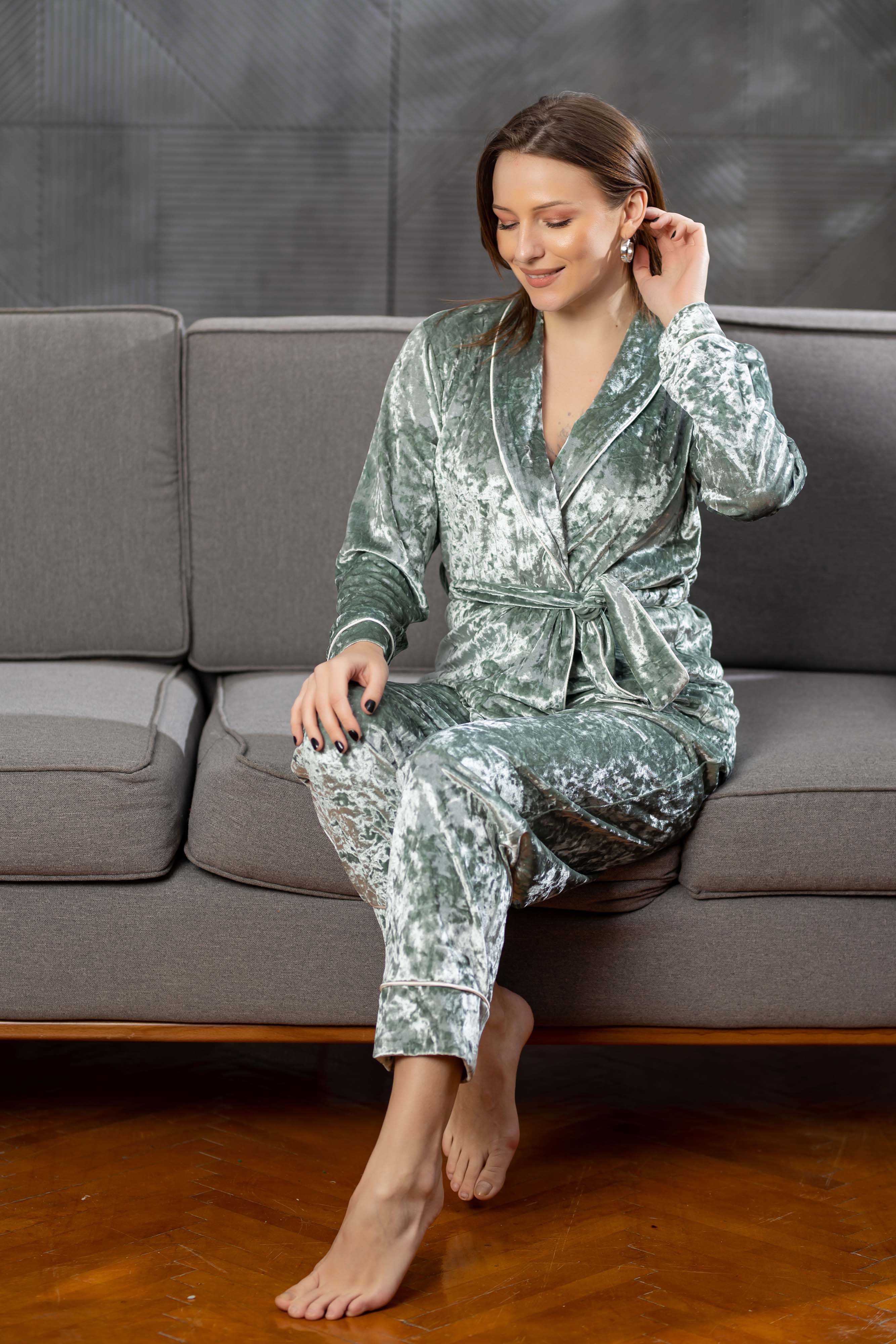 2 PCS VELVET PJ