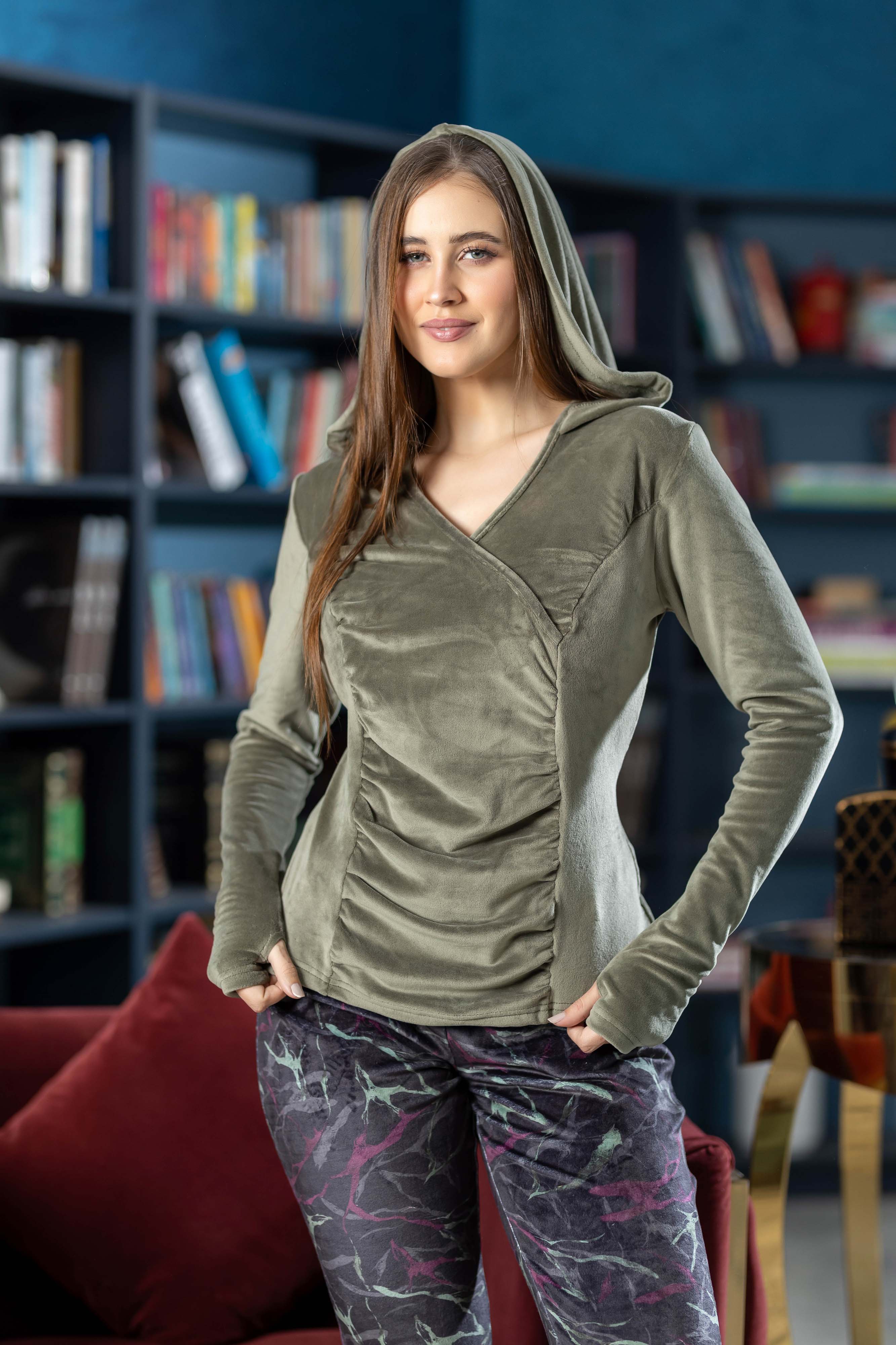 بيجامة مخملية قطعتين